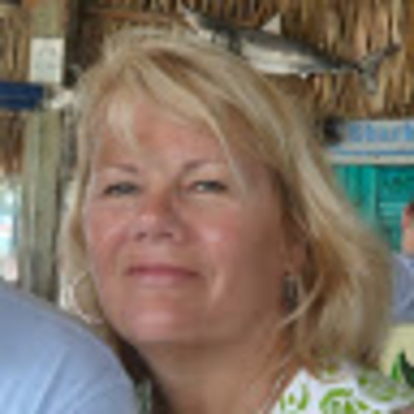 Meet your Posher, Pamela - Picture 1 of 1